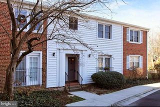 2615 S WALTER REED DR #A, Arlington, VA 22206