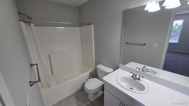 41786 PRIMROSE Drive, Novi, MI 48377