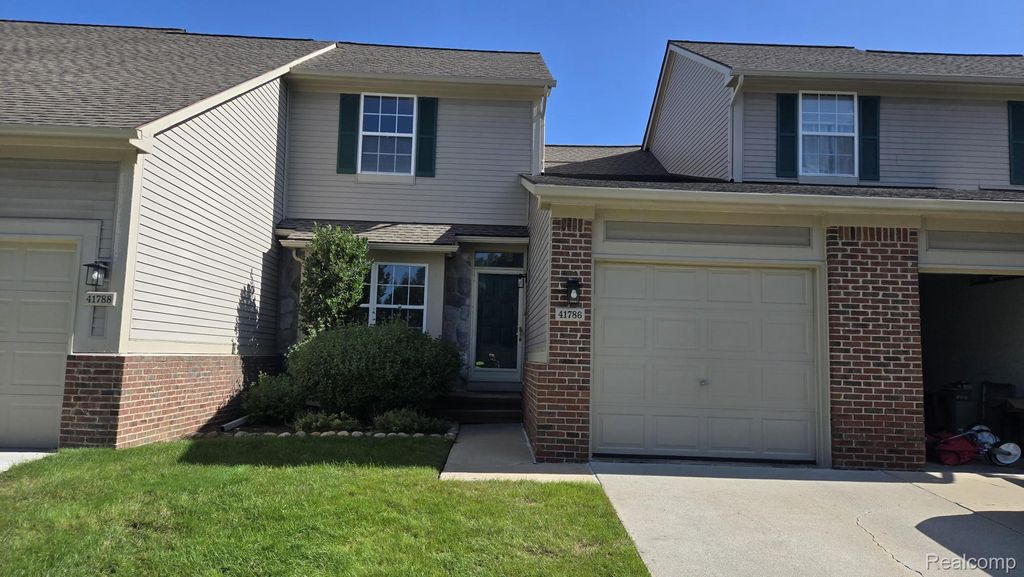 41786 PRIMROSE Drive, Novi, MI 48377
