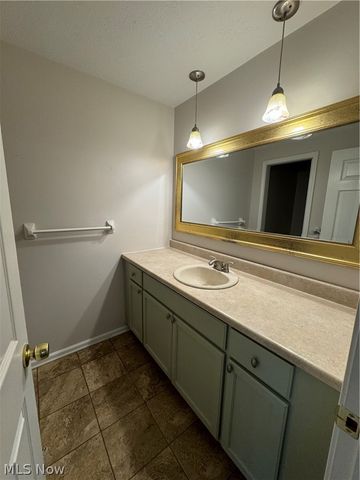 3527 Villa Casa Court, Brunswick, OH 44212