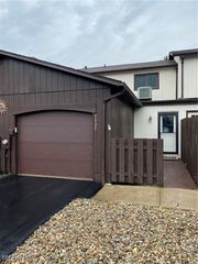 3527 Villa Casa Court, Brunswick, OH 44212