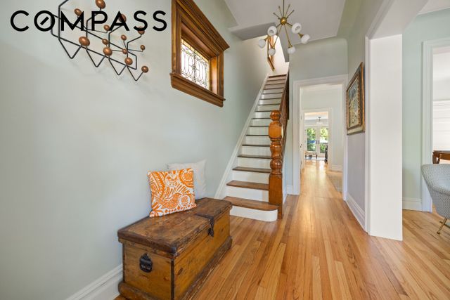 515 E 3rd Street, New York City, NY 11218