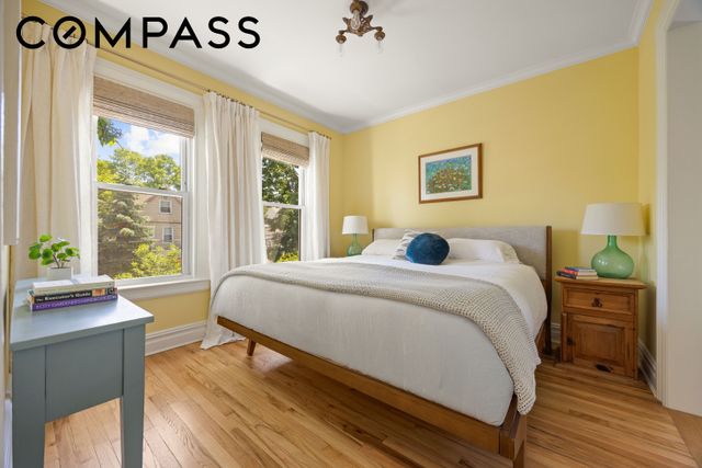 515 E 3rd Street, New York City, NY 11218