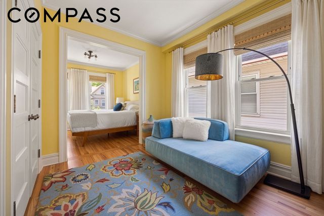 515 E 3rd Street, New York City, NY 11218