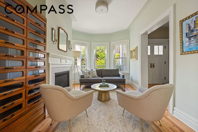 515 E 3rd Street, New York City, NY 11218