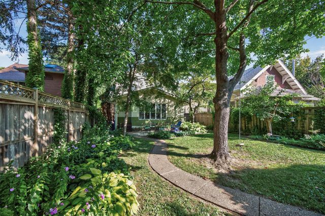 1636 Ashland Avenue, Saint Paul, MN 55104