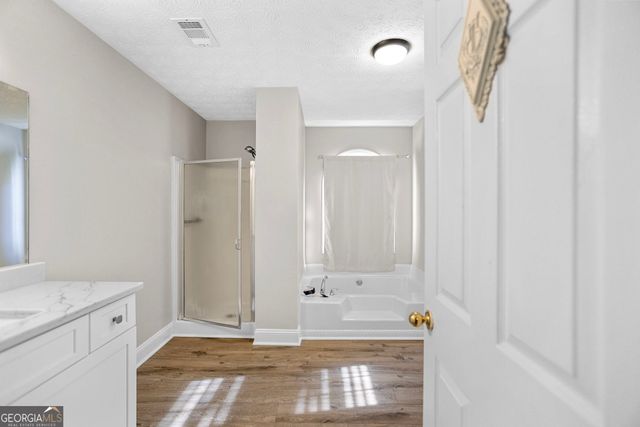 135 Gingercake Court, Fayetteville, GA 30214