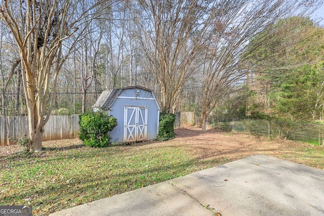 135 Gingercake Court, Fayetteville, GA 30214