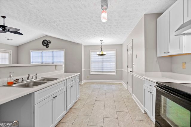 135 Gingercake Court, Fayetteville, GA 30214