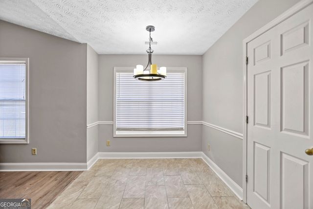 135 Gingercake Court, Fayetteville, GA 30214