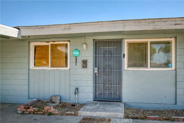 2326 E Hampton, Fresno, CA 93726