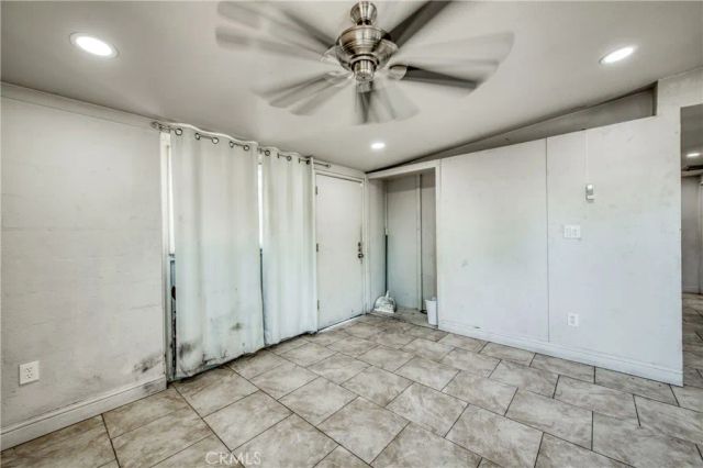 2326 E Hampton, Fresno, CA 93726