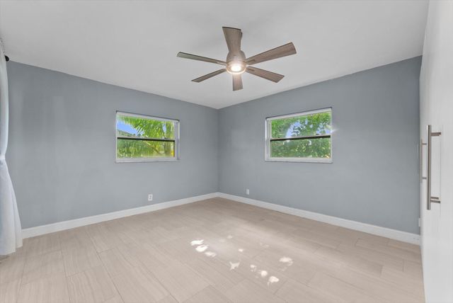 901 NW 49th Street, Deerfield Beach, FL 33064