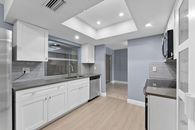 901 NW 49th Street, Deerfield Beach, FL 33064