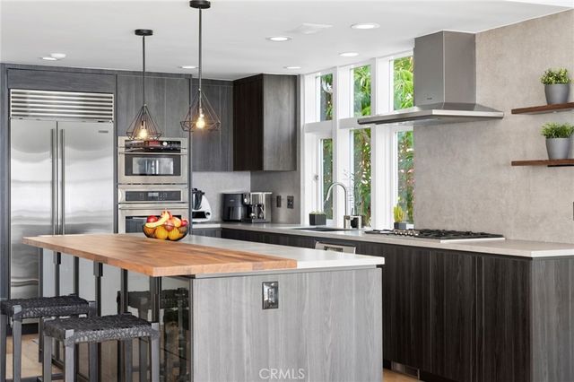 1061 Skyline Drive, Laguna Beach, CA 92651