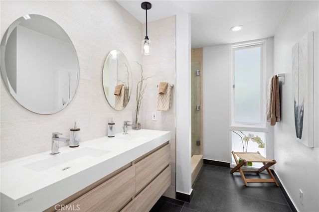 1061 Skyline Drive, Laguna Beach, CA 92651