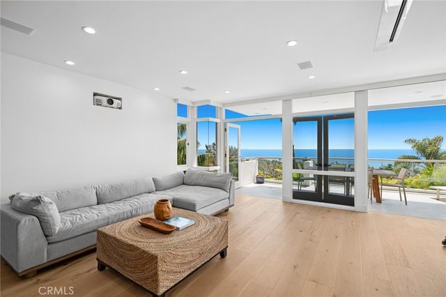 1061 Skyline Drive, Laguna Beach, CA 92651