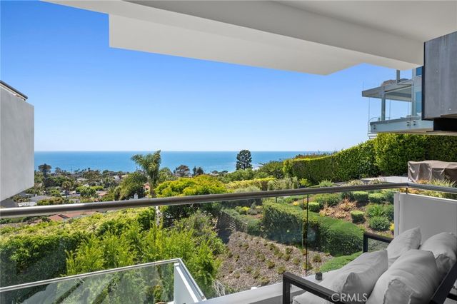 1061 Skyline Drive, Laguna Beach, CA 92651