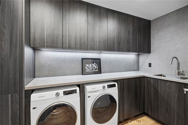 1061 Skyline Drive, Laguna Beach, CA 92651