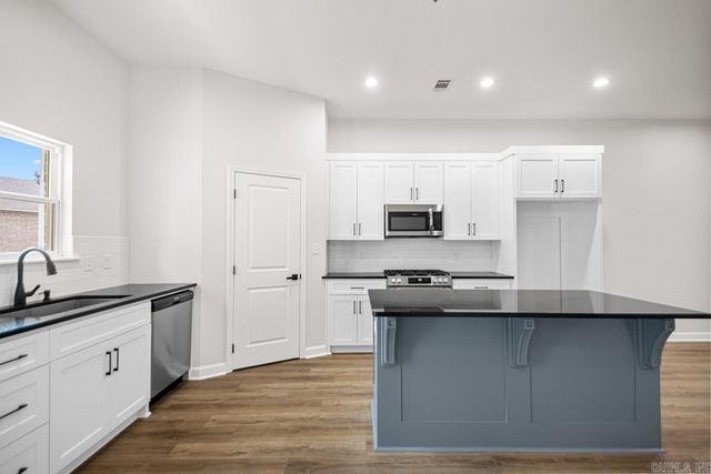 1624 Hidden Creek Drive, Sherwood, AR 72120