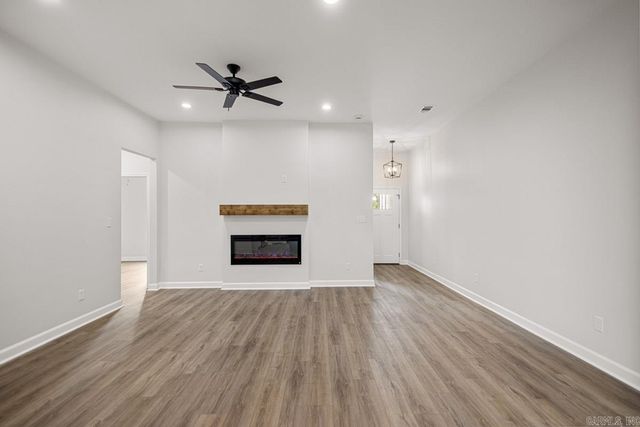 1624 Hidden Creek Drive, Sherwood, AR 72120