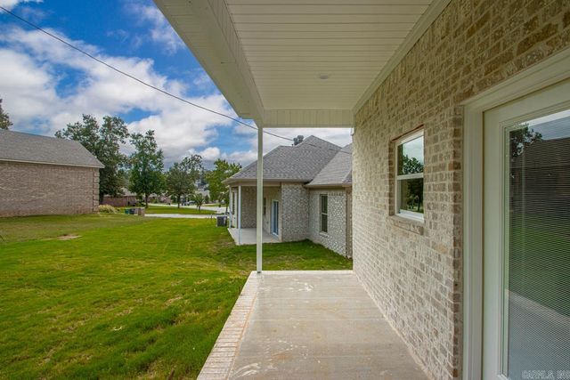 1624 Hidden Creek Drive, Sherwood, AR 72120