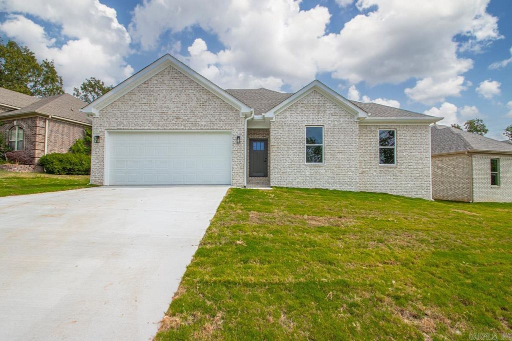 1624 Hidden Creek Drive, Sherwood, AR 72120