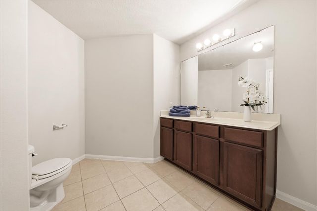 9438 Sapphire Creek Lane, Rosharon, TX 77583