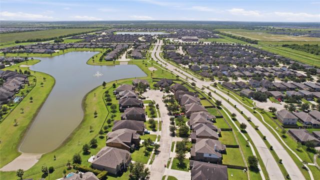 9438 Sapphire Creek Lane, Rosharon, TX 77583