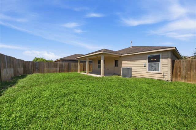 9438 Sapphire Creek Lane, Rosharon, TX 77583