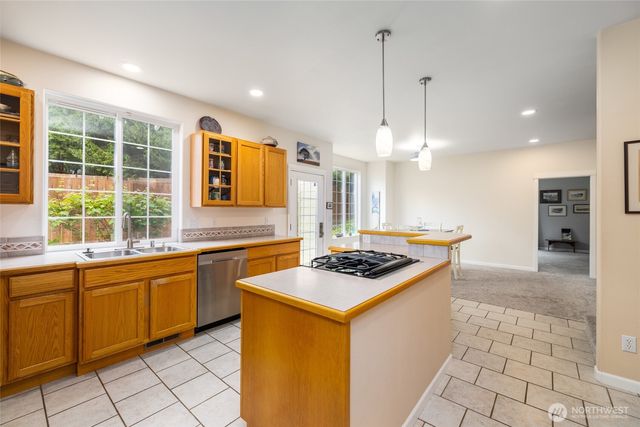 3720 E Broadway Street, Mount Vernon, WA 98274