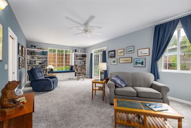 3720 E Broadway Street, Mount Vernon, WA 98274
