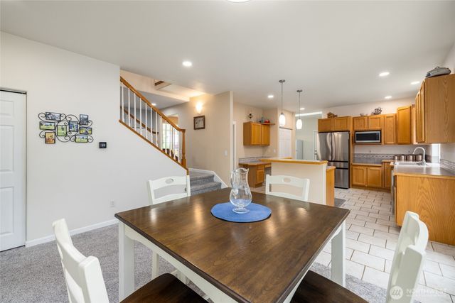 3720 E Broadway Street, Mount Vernon, WA 98274
