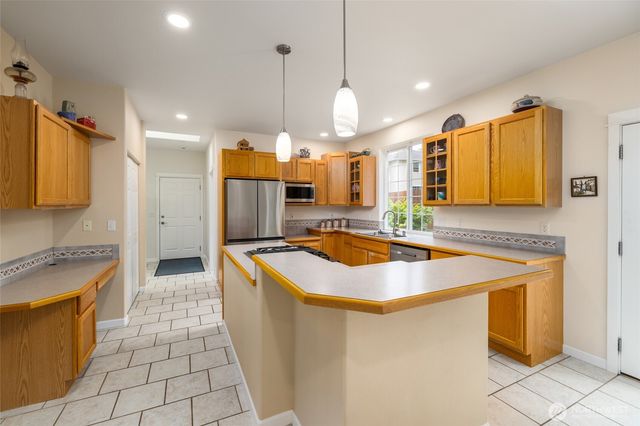 3720 E Broadway Street, Mount Vernon, WA 98274