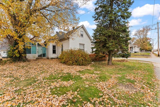 51 E Bradley Avenue, Champaign, IL 61820