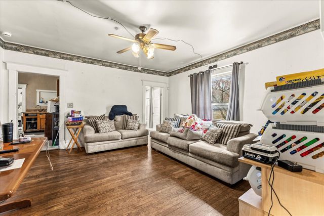 51 E Bradley Avenue, Champaign, IL 61820