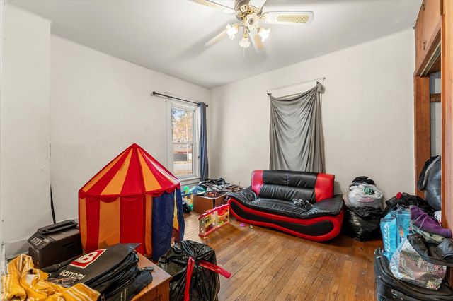 51 E Bradley Avenue, Champaign, IL 61820