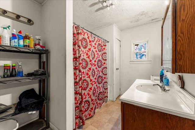 51 E Bradley Avenue, Champaign, IL 61820