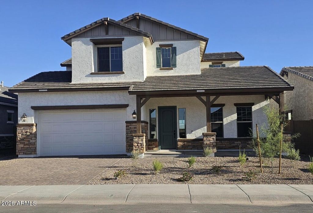 8121 E RENATA Avenue, Mesa, AZ 85212