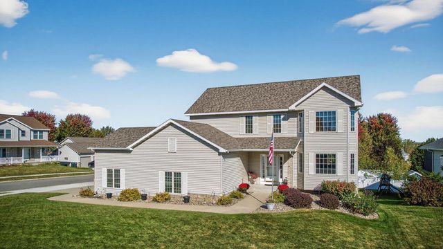 713 7th Street NW, Byron, MN 55920