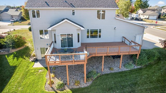 713 7th Street NW, Byron, MN 55920