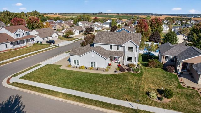 713 7th Street NW, Byron, MN 55920