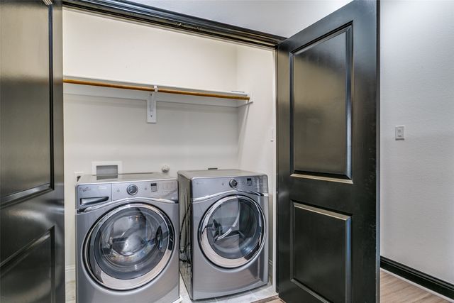 515 W Royal Lane, Irving, TX 75039