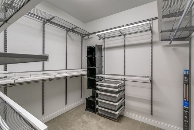 515 W Royal Lane, Irving, TX 75039