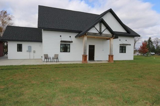 36589 County Highway 35, Dent, MN 56528