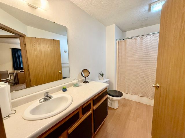 203 5th Street 4, Coralville, IA 52241