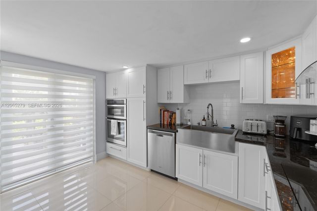 7161 SW 55th Terrace W, Miami, FL 33155