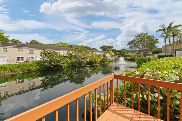 7161 SW 55th Terrace W, Miami, FL 33155