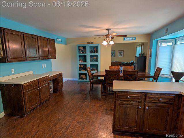 16883 Kenneth Drive, Macomb Township, MI 48044