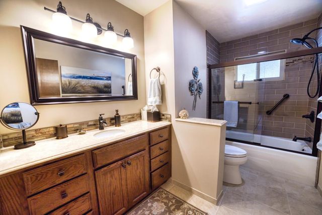 409 California Avenue, Madera, CA 93637